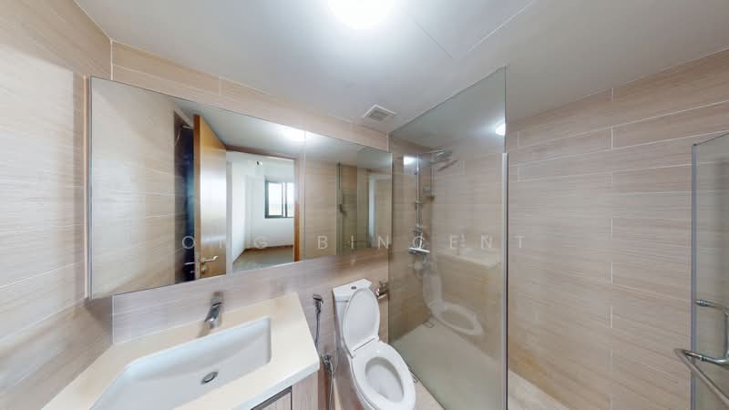 Kingsford Waterbay, 84 Upper Serangoon View, Hougang / Punggol / Sengkang, 2 Bedrooms, 689 sqft, Condominium For Sale, by Ong Bincent, 500219587 - Bathroom - PropertyGuru.com.sg