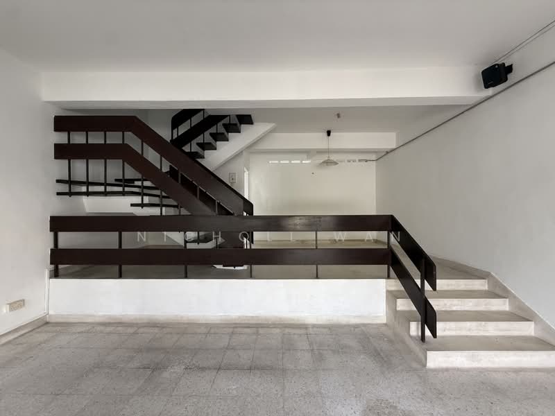 11 Li Hwan Walk, , 3 Bedrooms, 2,000 sqft, Terraced House For Sale, by Nicholl Wan, 500219588 - Interior - PropertyGuru.com.sg