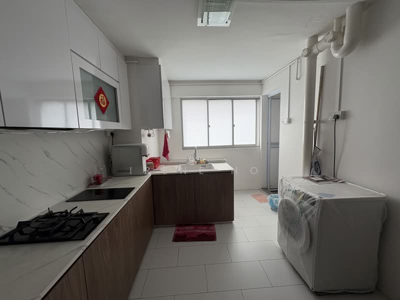 427 Bedok North Road, 427 Bedok North Road, 3 Bedrooms, 990 sqft, HDB Flat For Sale, by Irene Ho, 500219598 - Kitchen - PropertyGuru.com.sg