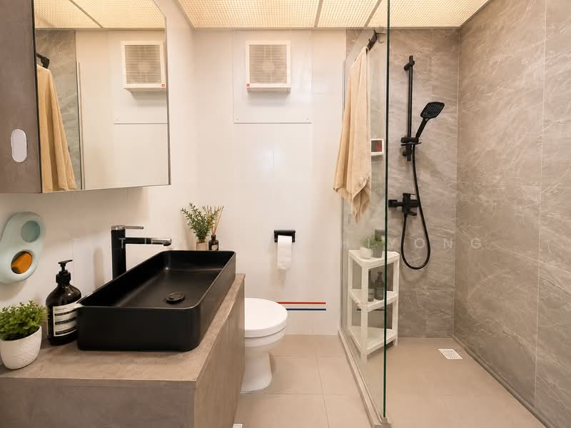 222A Bedok North Drive, 222A Bedok North Drive, 3 Bedrooms, 990 sqft, HDB Flat For Sale, by Titus Lim Zhiyong, 500219600 - Bathroom - PropertyGuru.com.sg