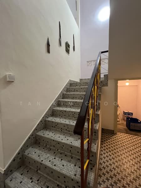 Sea Breeze Rd, , 7 Bedrooms, 3,500 sqft, Detached House For Sale, by Tan Kim Choo, 500219606 - Staircase - PropertyGuru.com.sg
