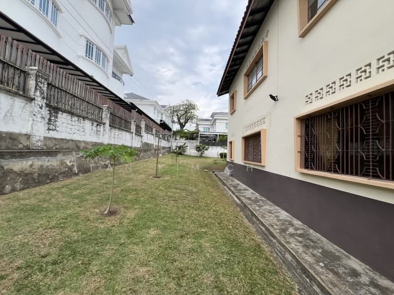 Sea Breeze Rd, , 7 Bedrooms, 3,500 sqft, Detached House For Sale, by Tan Kim Choo, 500219606 - Exterior - PropertyGuru.com.sg