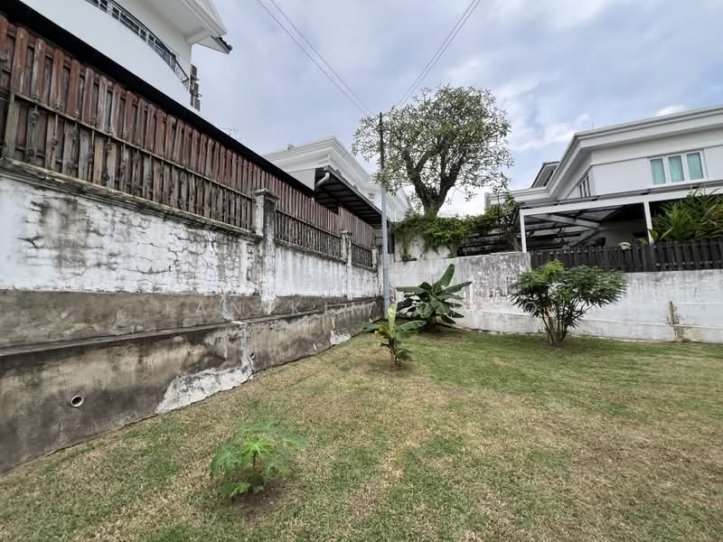 Sea Breeze Rd, , 7 Bedrooms, 3,500 sqft, Detached House For Sale, by Tan Kim Choo, 500219606 - Exterior - PropertyGuru.com.sg