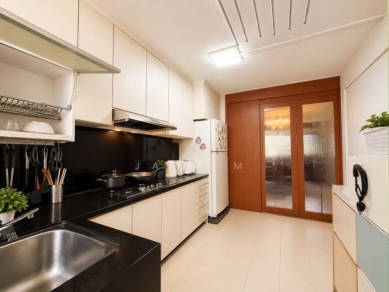 921 Jurong West Street 92, 921 Jurong West Street 92, 3 Bedrooms, 1,313 sqft, HDB Flat For Sale, by Jax Lim, 500219608 - Kitchen - PropertyGuru.com.sg