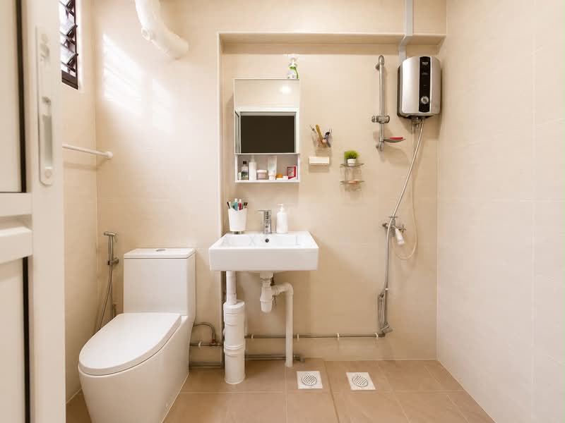 921 Jurong West Street 92, 921 Jurong West Street 92, 3 Bedrooms, 1,313 sqft, HDB Flat For Sale, by Jax Lim, 500219608 - Master Bathroom - PropertyGuru.com.sg