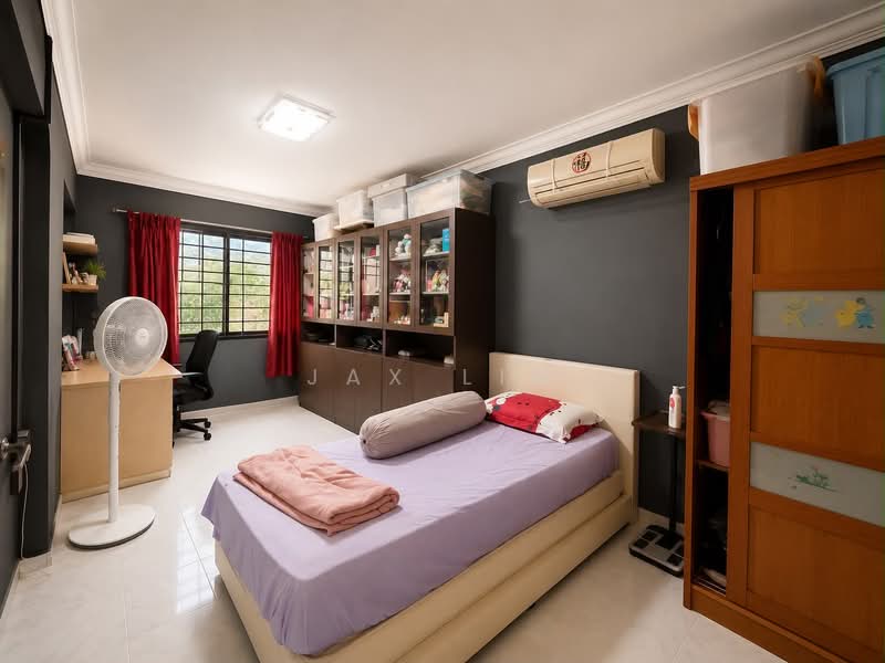 921 Jurong West Street 92, 921 Jurong West Street 92, 3 Bedrooms, 1,313 sqft, HDB Flat For Sale, by Jax Lim, 500219608 - Common Bedroom 2 - PropertyGuru.com.sg