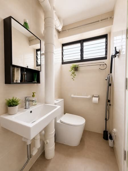 921 Jurong West Street 92, 921 Jurong West Street 92, 3 Bedrooms, 1,313 sqft, HDB Flat For Sale, by Jax Lim, 500219608 - Common Bathroom - PropertyGuru.com.sg
