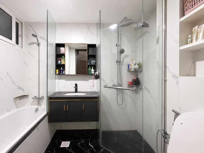 Edelweiss Park Condo, 84 Flora Road, 2 Bedrooms, 1,055 sqft, Condominium For Sale, by Danial Arif, 500219622 - Bathroom - PropertyGuru.com.sg