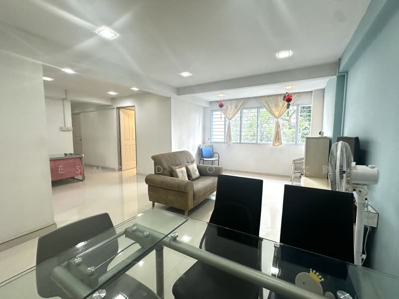 154 Gangsa Road, 154 Gangsa Road, 4 Bedrooms, 1,302 sqft, HDB Flat For Sale, by Desmond Toh (卓文财), 500219626 - Living Room - PropertyGuru.com.sg
