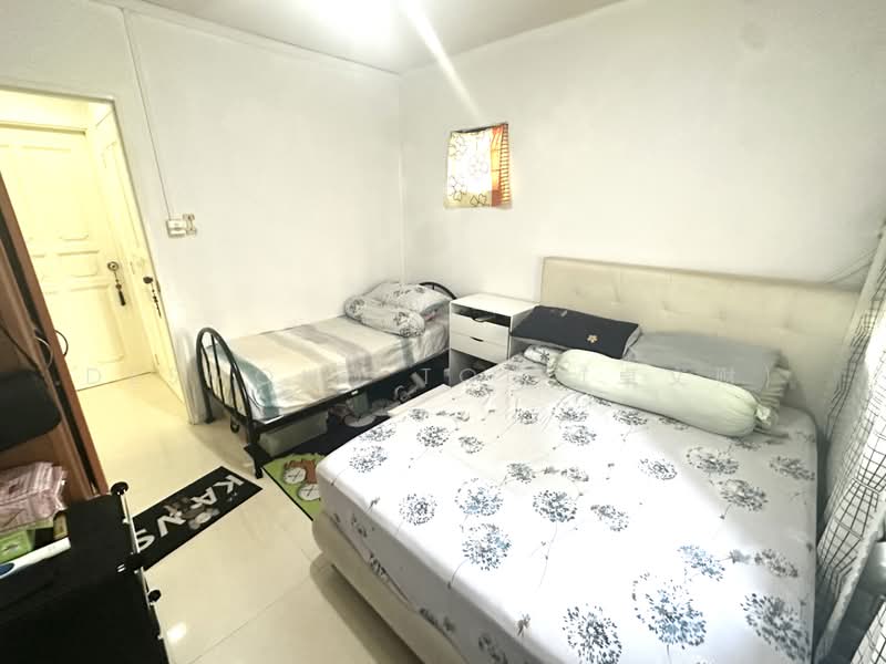 154 Gangsa Road, 154 Gangsa Road, 4 Bedrooms, 1,302 sqft, HDB Flat For Sale, by Desmond Toh (卓文财), 500219626 - Bedroom - PropertyGuru.com.sg