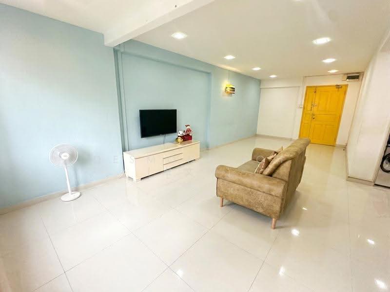 154 Gangsa Road, 154 Gangsa Road, Dairy Farm / Bukit Panjang / Choa Chu Kang, 4 Bedrooms, 1,302 sqft, HDB Flat For Sale, by Desmond Toh (卓文财), 500219626 - Living Room - PropertyGuru.com.sg