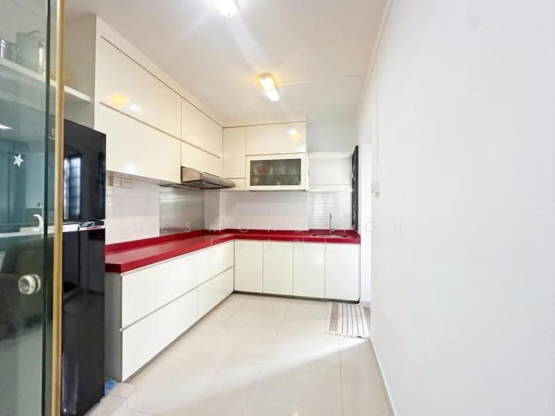 154 Gangsa Road, 154 Gangsa Road, Dairy Farm / Bukit Panjang / Choa Chu Kang, 4 Bedrooms, 1,302 sqft, HDB Flat For Sale, by Desmond Toh (卓文财), 500219626 - Kitchen - PropertyGuru.com.sg