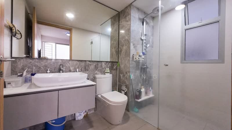 FLO Residence, 13 Punggol Field Walk, 2 Bedrooms, 786 sqft, Condominium For Sale, by Gary Tang, 500219630 - Bathroom - PropertyGuru.com.sg