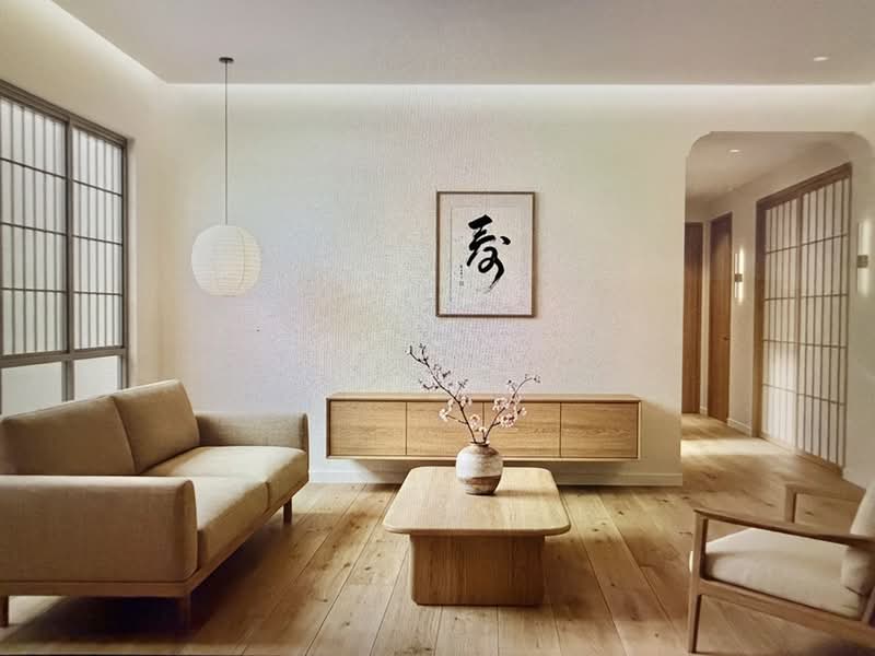 80 Lorong 4 Toa Payoh, 80 Lorong 4 Toa Payoh, 3 Bedrooms, 1,119 sqft, HDB Flat For Sale, by Steve Ho, 500219633 - Living Room - PropertyGuru.com.sg