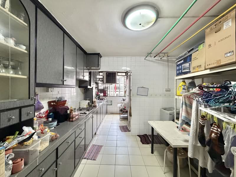 80 Lorong 4 Toa Payoh, 80 Lorong 4 Toa Payoh, 3 Bedrooms, 1,119 sqft, HDB Flat For Sale, by Steve Ho, 500219633 - Kitchen - PropertyGuru.com.sg