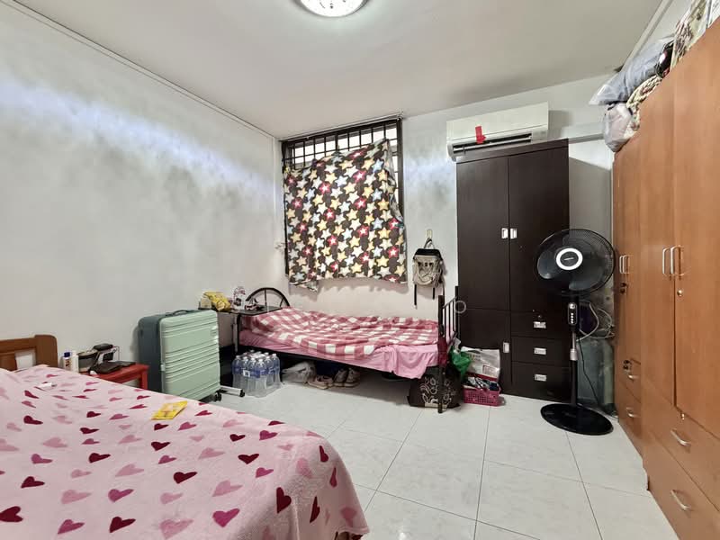 80 Lorong 4 Toa Payoh, 80 Lorong 4 Toa Payoh, 3 Bedrooms, 1,119 sqft, HDB Flat For Sale, by Steve Ho, 500219633 - Bedroom - PropertyGuru.com.sg