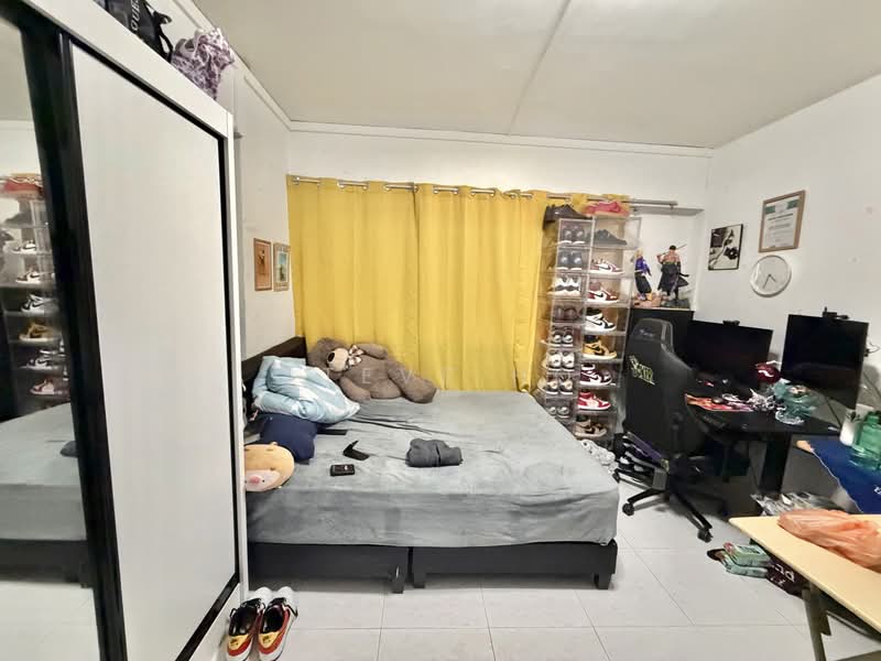 80 Lorong 4 Toa Payoh, 80 Lorong 4 Toa Payoh, 3 Bedrooms, 1,119 sqft, HDB Flat For Sale, by Steve Ho, 500219633 - Bedroom - PropertyGuru.com.sg