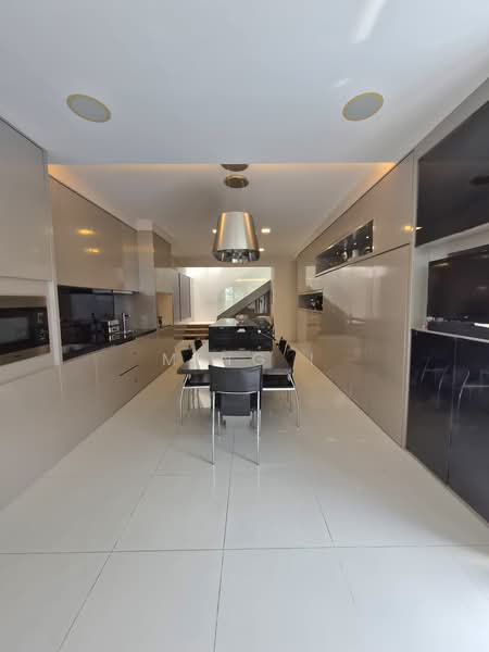 South-Facing Goodman Plot — Bungalow Zone, Wide Regular Frontage, Goodman / Branksome /Wilkinson, 5 Bedrooms, 7,000 sqft, Bungalow House For Sale, by Ming !, 500219634 - PropertyGuru.com.sg