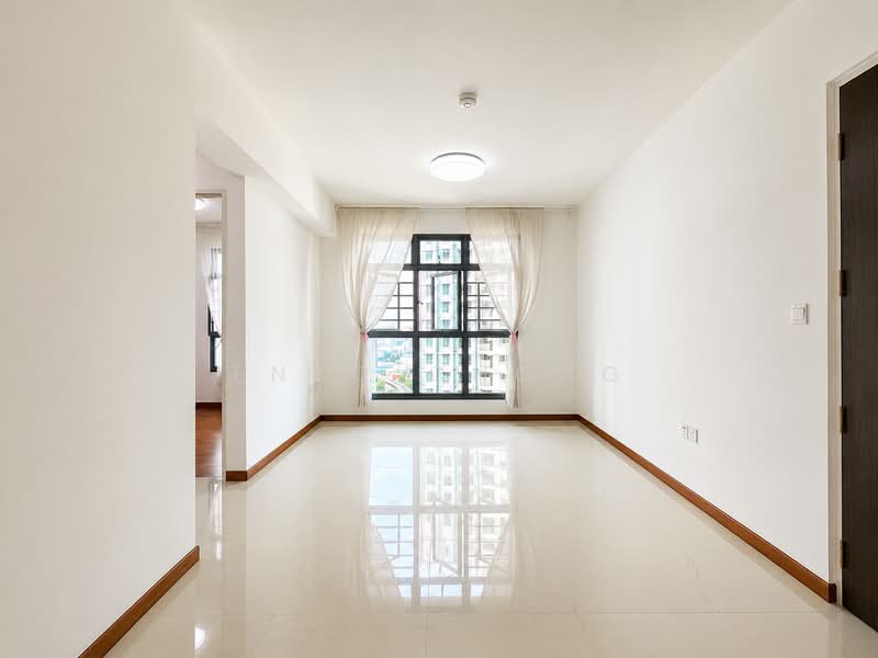 30 Margaret Drive, 30 Margaret Drive, 2 Bedrooms, 667 sqft, HDB Flat For Sale, by Enzo Chong, 500219658 - Living Room - PropertyGuru.com.sg