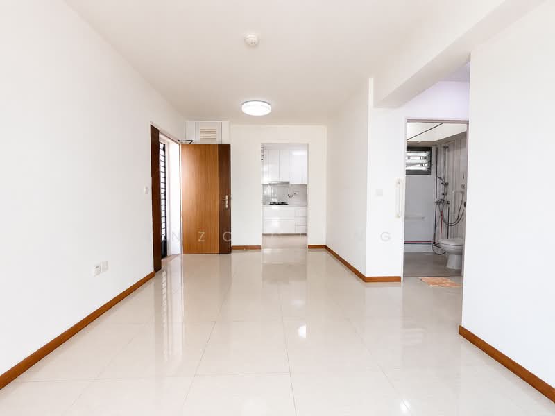 30 Margaret Drive, 30 Margaret Drive, 2 Bedrooms, 667 sqft, HDB Flat For Sale, by Enzo Chong, 500219658 - Living Room - PropertyGuru.com.sg