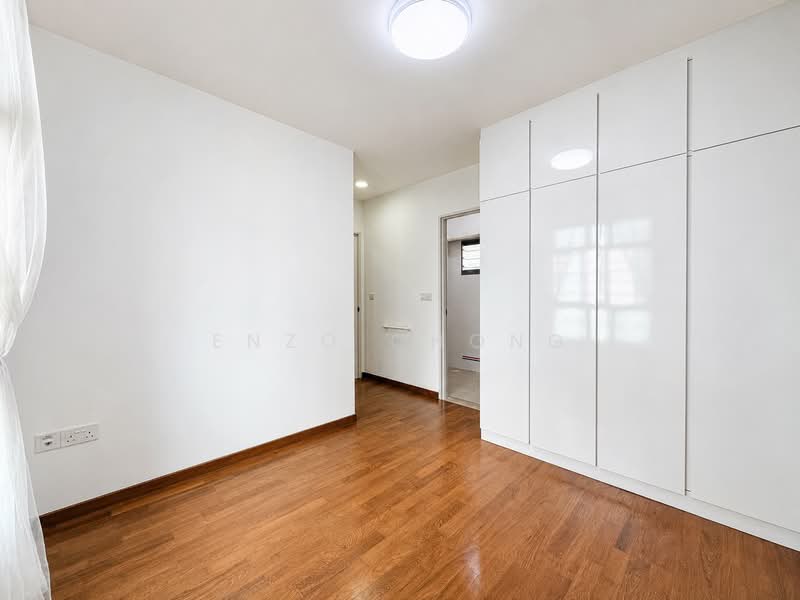 30 Margaret Drive, 30 Margaret Drive, 2 Bedrooms, 667 sqft, HDB Flat For Sale, by Enzo Chong, 500219658 - Master Bedroom - PropertyGuru.com.sg