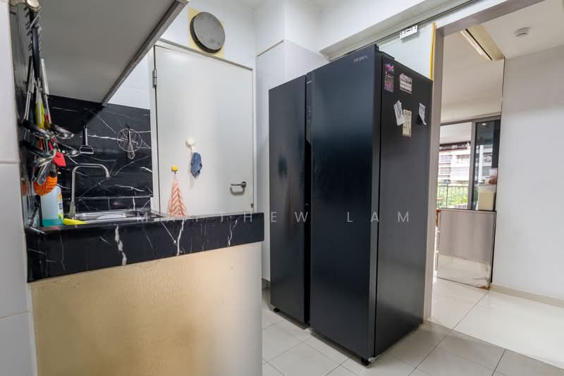139B Lorong 1A Toa Payoh, 139B Lorong 1A Toa Payoh, 3 Bedrooms, 1,184 sqft, HDB Flat For Sale, by Matthew Lam, 500219660 - Kitchen - PropertyGuru.com.sg