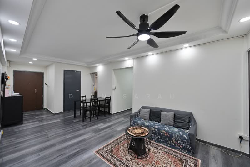 324 Sembawang Close, 324 Sembawang Close, Sembawang / Yishun, 4 Bedrooms, 1,324 sqft, HDB Flat For Sale, by Dian Sarah, 500219667 - Living Room - PropertyGuru.com.sg