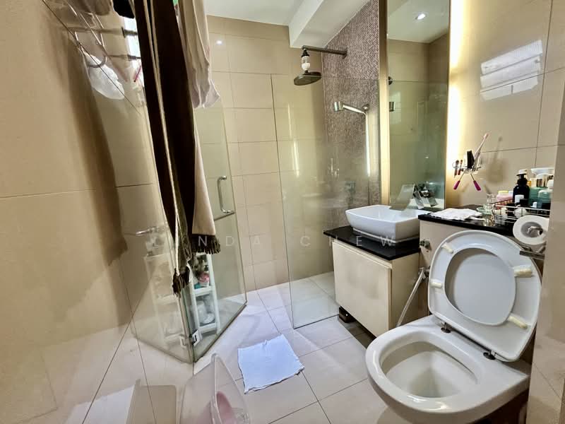 321 Yishun Central, 321 Yishun Central, 3 Bedrooms, 1,130 sqft, HDB Flat For Sale, by Linda Chew, 500219671 - Master Bathroom - PropertyGuru.com.sg