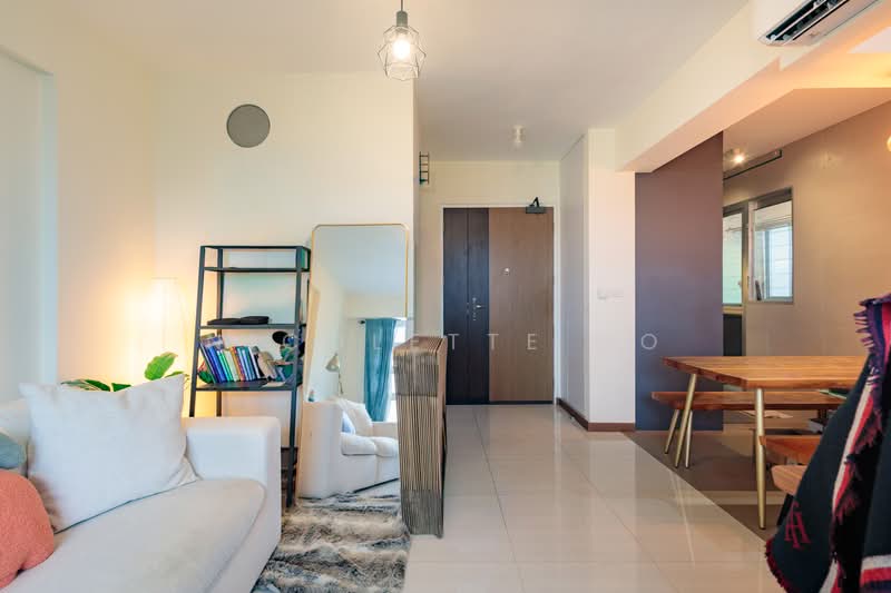 109C Canberra Walk, 109C Canberra Walk, 2 Bedrooms, 721 sqft, HDB Flat For Sale, by Nicolette Ho, 500219687 - Living Room - PropertyGuru.com.sg