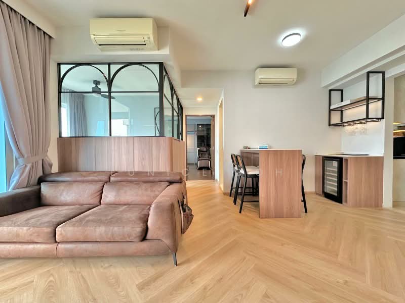 The Tampines Trilliant, 31 Tampines Central 7, 3 Bedrooms, 1,001 sqft, Executive Condominium For Sale, by Eunice Goh, 500219690 - Living Room - PropertyGuru.com.sg
