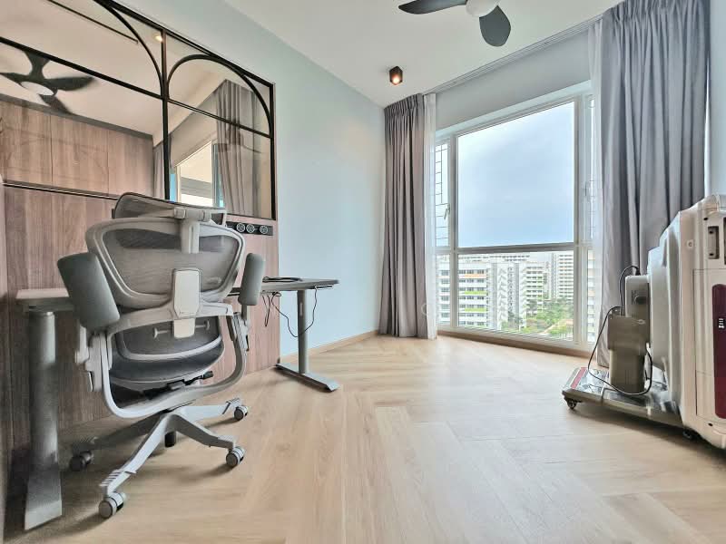 The Tampines Trilliant, 31 Tampines Central 7, 3 Bedrooms, 1,001 sqft, Executive Condominium For Sale, by Eunice Goh, 500219690 - Study - PropertyGuru.com.sg