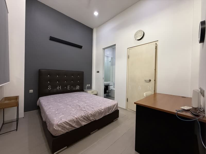 Landed 3 storey, D15, great location!, Burnfoot Terrace, 8 Bedrooms, 2,900 sqft, Terraced House For Sale, by Sherilyn Tan, 500219700 - Bedroom - PropertyGuru.com.sg