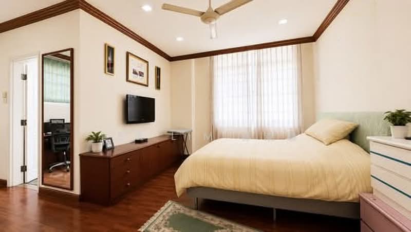 Belgravia Park, Seletar Terrace, Seletar / Yio Chu Kang, 6 Bedrooms, 2,800 sqft, Corner Terrace For Sale, by Lex Lim 林双麟, 500219702 - Bedroom - PropertyGuru.com.sg