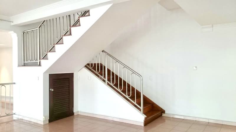 **RARE!** Semi-D Near Kembangan, Kembangan Frankel Jalan Sentosa, 6 Bedrooms, 5,200 sqft, Semi-Detached House For Sale, by June Lee, 500219704 - Interior - PropertyGuru.com.sg
