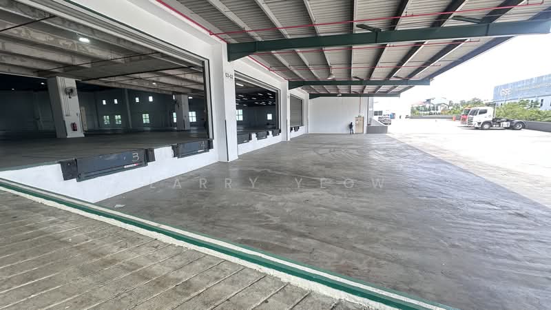 12 Changi North Way, 12 CHANGI NORTH WAY, 43,162 sqft, Factory / Workshop (B2) For Rent, by Larry Yeow, 500219707 - 6x Loading Bay - CommercialGuru.com.sg