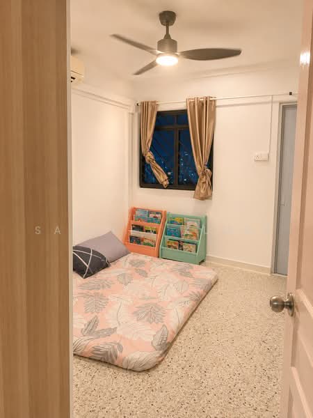 124 Bedok North Road, 124 Bedok North Road, 2 Bedrooms, 900 sqft, HDB Flat For Rent, by Sanjeev Kumar, 500219708 - Bedroom - PropertyGuru.com.sg