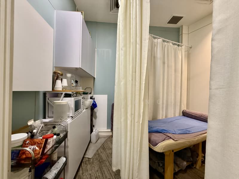 ☎️Rare Services Space @ Serangoon Garden | Prime Location | Ample Natural Light, , 431 sqft, Other Retail For Rent, by Sean Pang, 500219722 - Interior - CommercialGuru.com.sg