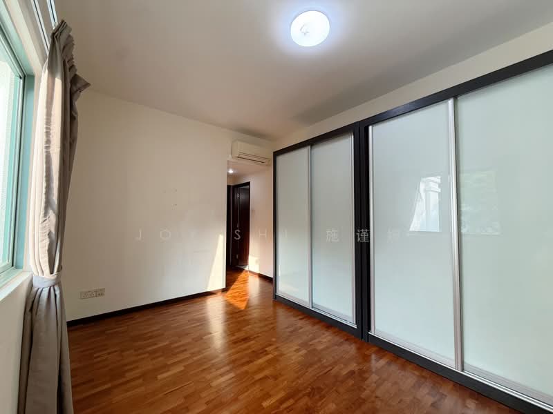Stratford Court, 41A Bedok Ria Crescent, 4 Bedrooms, 1,582 sqft, Condominium For Sale, by Joy Shi 施谨婉, 500219725 - Bedroom - PropertyGuru.com.sg