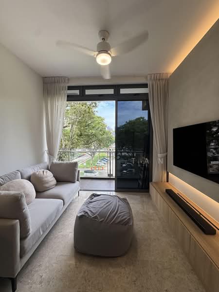 The MKZ, 131 Mackenzie Road, 3 Bedrooms, 732 sqft, Apartment For Sale, by Nancy Tan, 500219769 - Living Room - PropertyGuru.com.sg