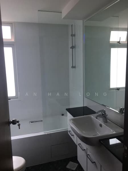 Meraprime, 301 Jalan Bukit Ho Swee, 3 Bedrooms, 1,173 sqft, Condominium For Rent, by Tan Han Long, 500219778 - Bathroom - PropertyGuru.com.sg