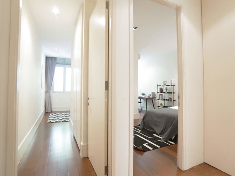 Cairnhill 5+1 Bed Plus Carpark!, Cairnhill Road Conservation House, 5 Bedrooms, 4,059 sqft, Conservation House For Rent, by Susan Prior, 500219802 - Corridor - PropertyGuru.com.sg