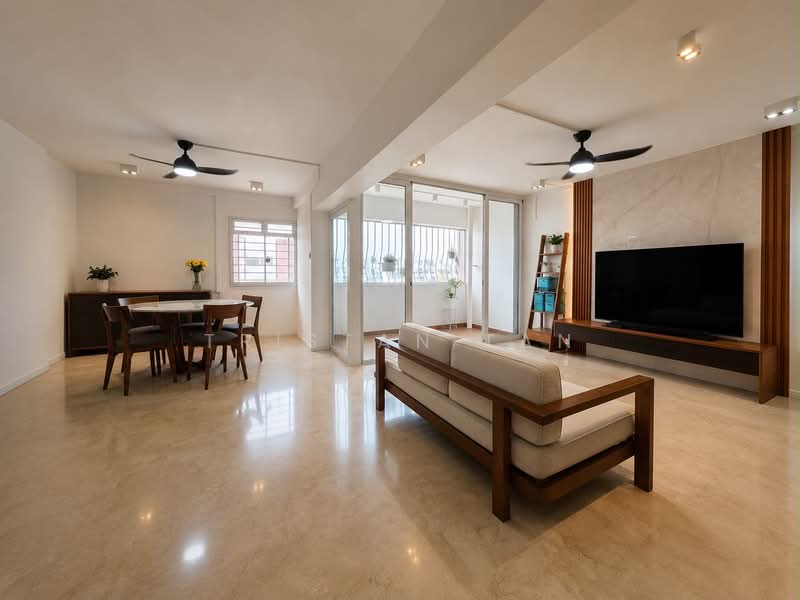 180 Lompang Road, 180 Lompang Road, 3 Bedrooms, 1,410 sqft, HDB Flat For Sale, by Tristan Tan, 500219807 - Living Room - PropertyGuru.com.sg