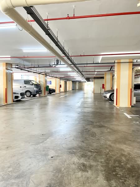 Ubi Centre, 57 Ubi Avenue 1, 2,885 sqft, Light Industrial (B1) For Sale, by June Lee, 500219811 - Car Park - CommercialGuru.com.sg