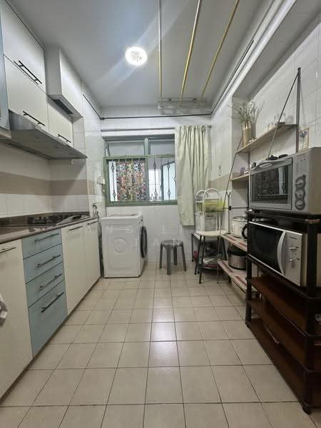 642B Punggol Drive, 642B Punggol Drive, Hougang / Punggol / Sengkang, 3 Bedrooms, 969 sqft, HDB Flat For Sale, by Yang Liang Tan, 500219812 - Kitchen - PropertyGuru.com.sg