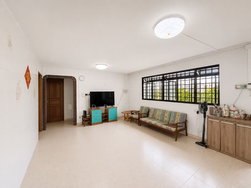 137 Yishun Ring Road, 137 Yishun Ring Road, 3 Bedrooms, 979 sqft, HDB Flat For Sale, by Badd Ramle, 500219823 - Living Room - PropertyGuru.com.sg