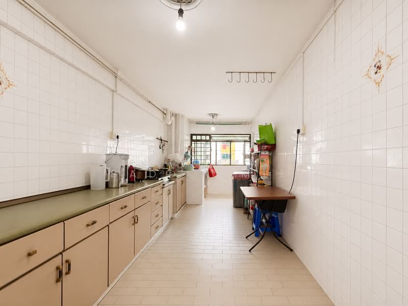 137 Yishun Ring Road, 137 Yishun Ring Road, 3 Bedrooms, 979 sqft, HDB Flat For Sale, by Badd Ramle, 500219823 - Kitchen - PropertyGuru.com.sg