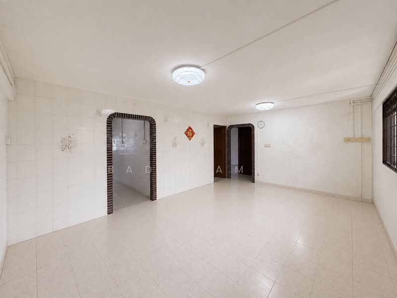 137 Yishun Ring Road, 137 Yishun Ring Road, 3 Bedrooms, 979 sqft, HDB Flat For Sale, by Badd Ramle, 500219823 - Living Room - PropertyGuru.com.sg