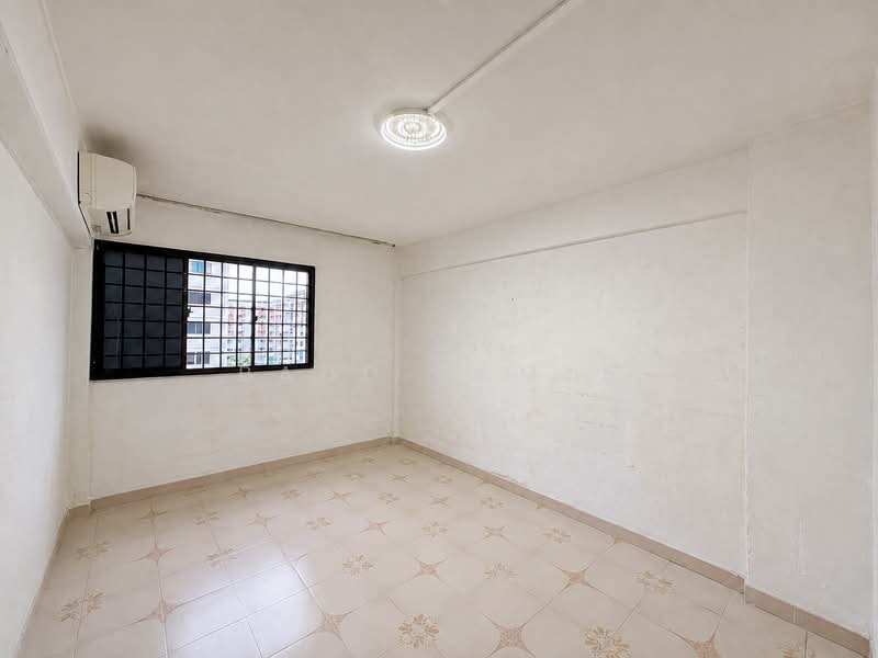 137 Yishun Ring Road, 137 Yishun Ring Road, 3 Bedrooms, 979 sqft, HDB Flat For Sale, by Badd Ramle, 500219823 - Common Bedroom 1 - PropertyGuru.com.sg