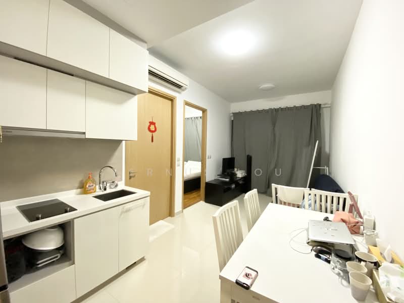 Loft 33 @ Geylang, 33 Geylang Lorong 32, 2 Bedrooms, 700 sqft, Condominium For Sale, by Vernus Lou, 500219826 - Kitchen - PropertyGuru.com.sg