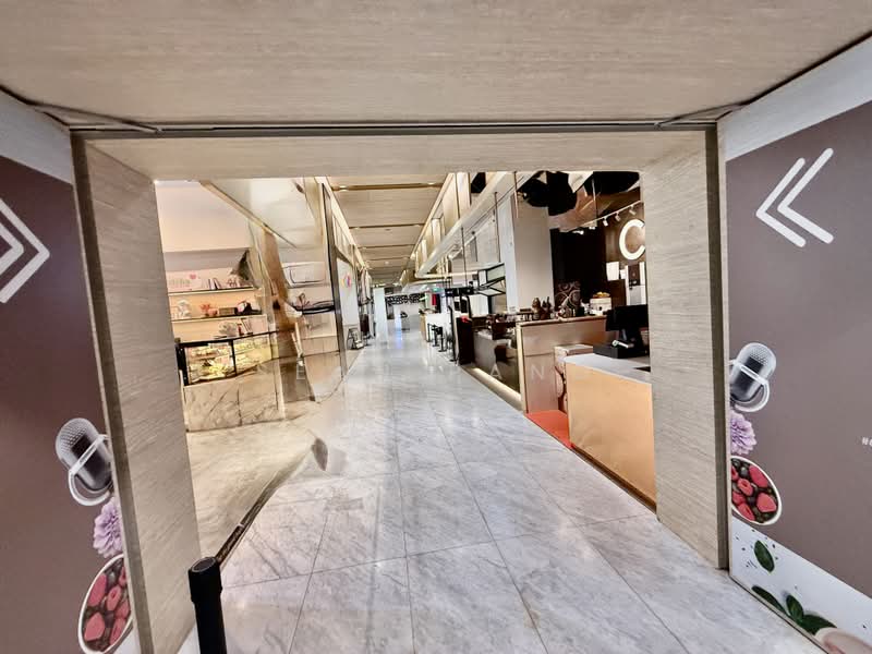 ☎️Kiosk Space @ Somerset Vicinity | Near Entrance | Prime Location, , 216 sqft, Food & Beverage For Rent, by Sean Pang, 500219845 - Corridor - CommercialGuru.com.sg